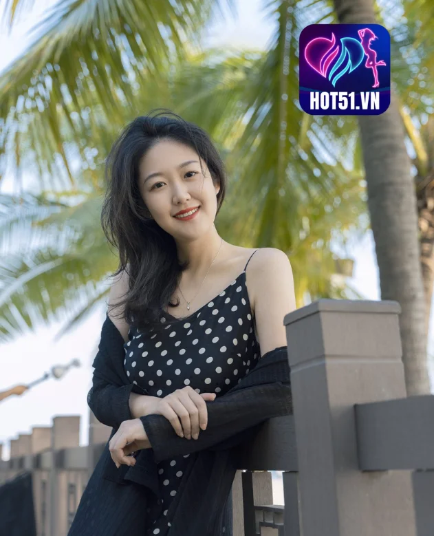 Read more about the article Rui Rui: Huyền Thoại Đẹp Như Nữ Thần Trung Quốc Trên Hot51 . Beautiful girl Goddess